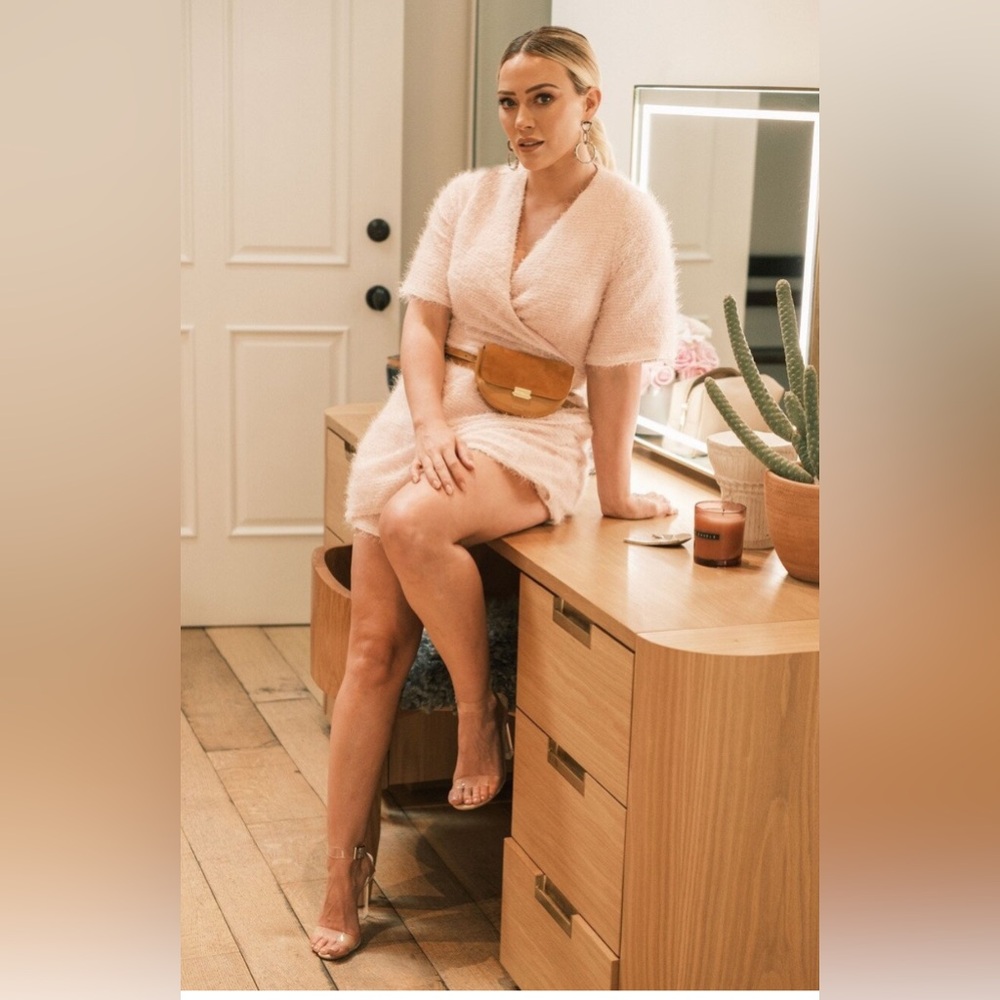 NWT Smash + Tess X Hilary Duff Tinsel Skorty in Pink Fizz
